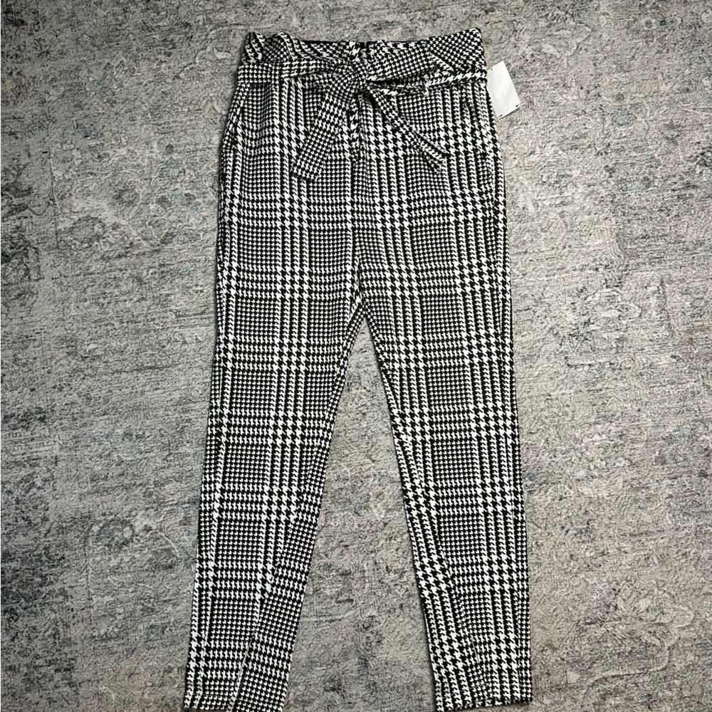 🆕 AG Green and White Houndstooth Paper Bag Pants